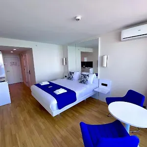 Orbi Luxury باتومي
